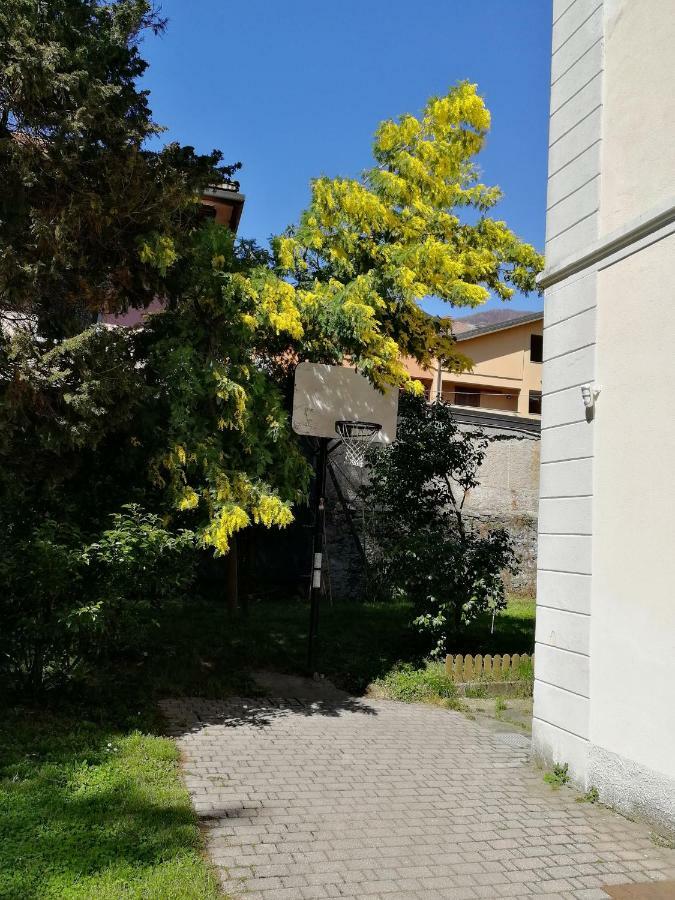 Villa Cardano Maccagno Close To Every Destination Extérieur photo